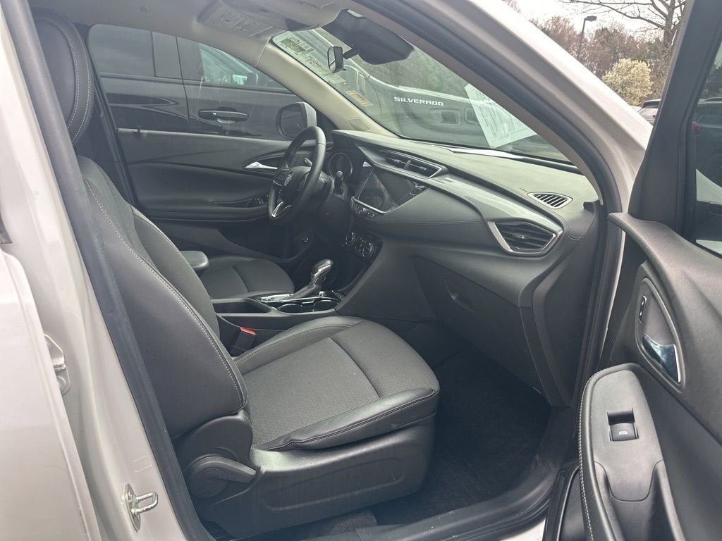 2022 Buick Encore GX Select