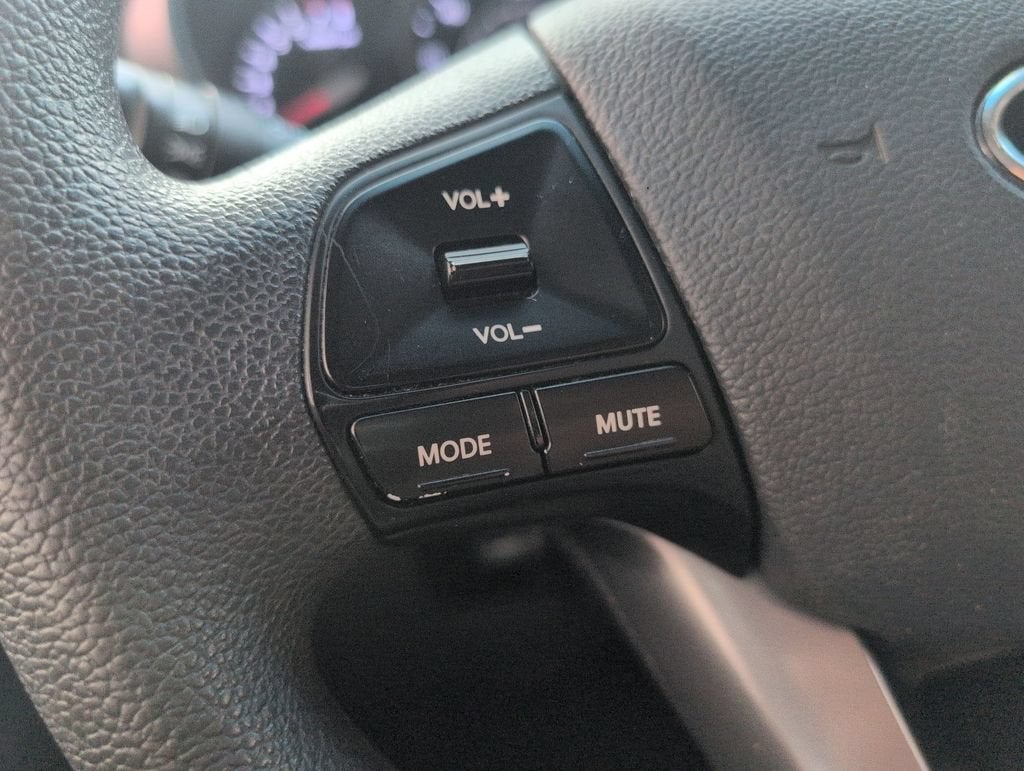 2012 Kia Rio LX