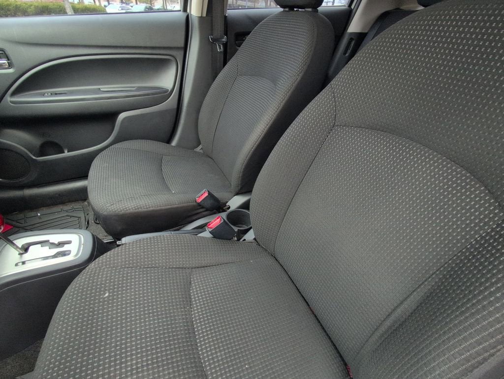 2015 Mitsubishi Mirage ES