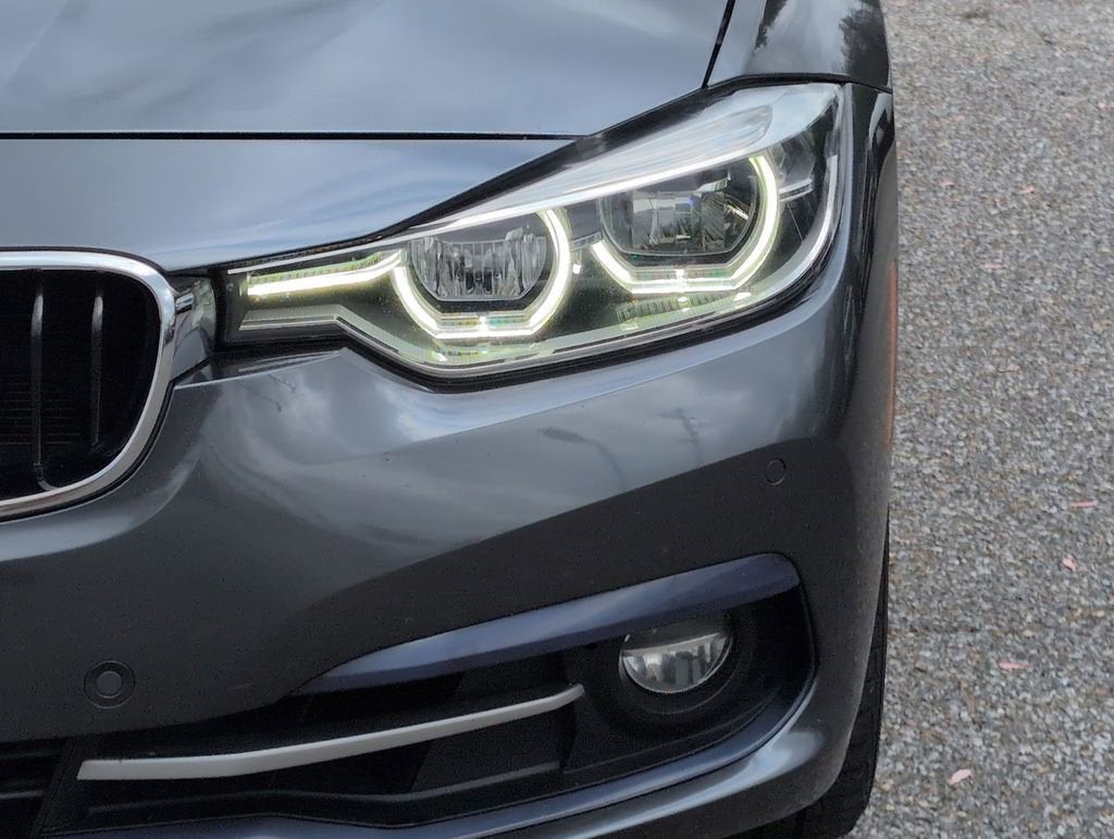 2017 BMW 330i 330i