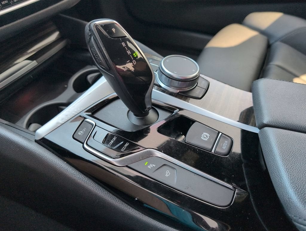 2019 BMW 530i 530i