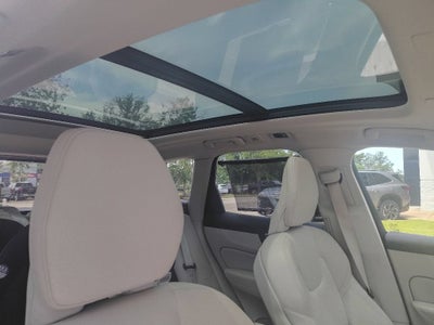 2021 Volvo XC60 T5 Momentum