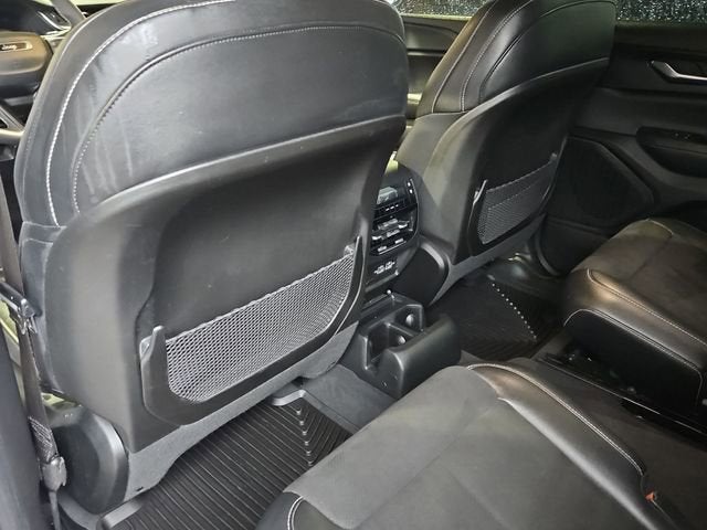 2023 Jeep Grand Cherokee L Altitude 4x2