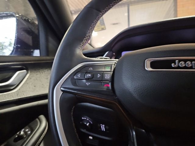 2023 Jeep Grand Cherokee L Altitude 4x2