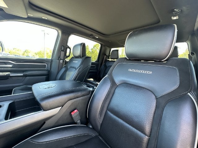 2020 RAM 1500 Laramie Crew Cab 4x4 5'7" Box