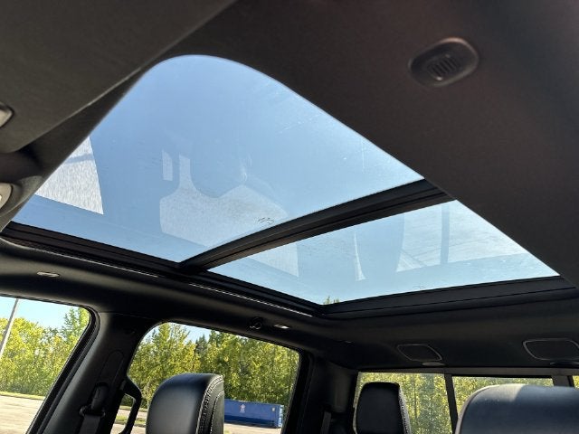 2020 RAM 1500 Laramie Crew Cab 4x4 5'7" Box