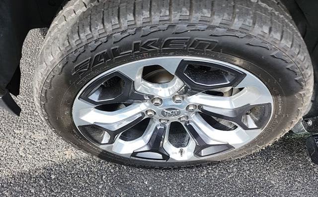 2022 RAM 1500 Limited Longhorn Crew Cab 4x4 5'7" Box