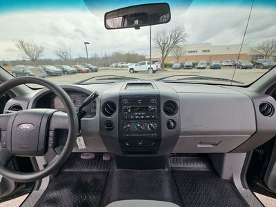 2005 Ford F-150 XL