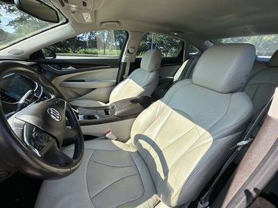 2017 Buick LaCrosse Essence