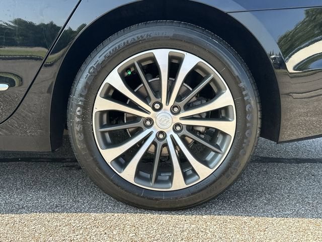 2017 Buick LaCrosse Essence