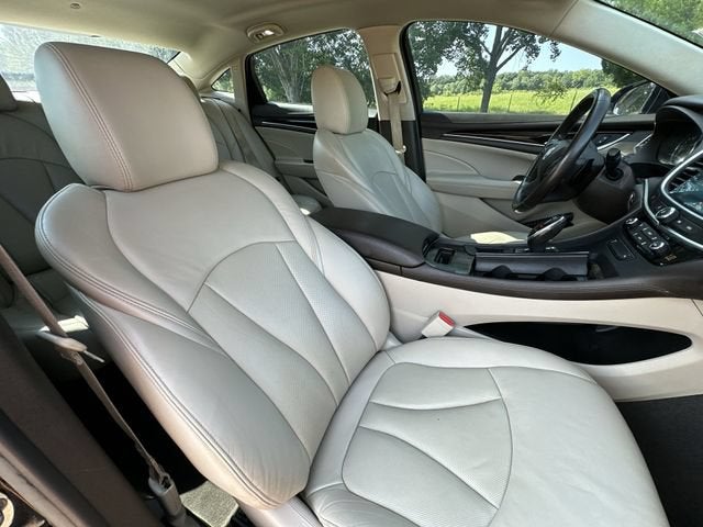 2017 Buick LaCrosse Essence