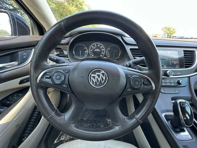 2017 Buick LaCrosse Essence