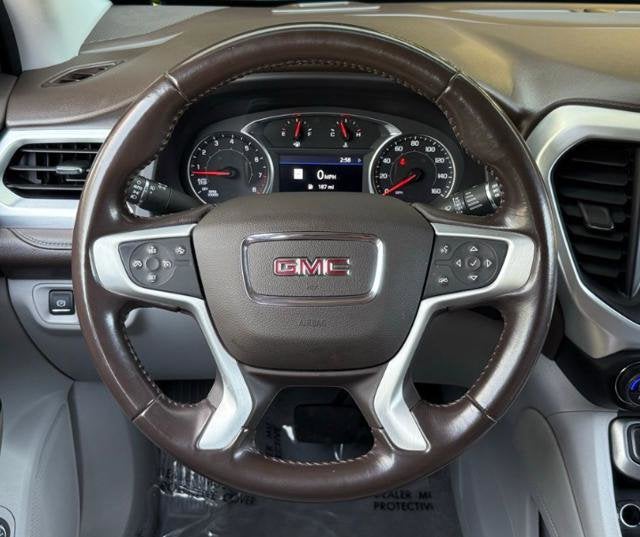 2021 GMC Acadia SLT