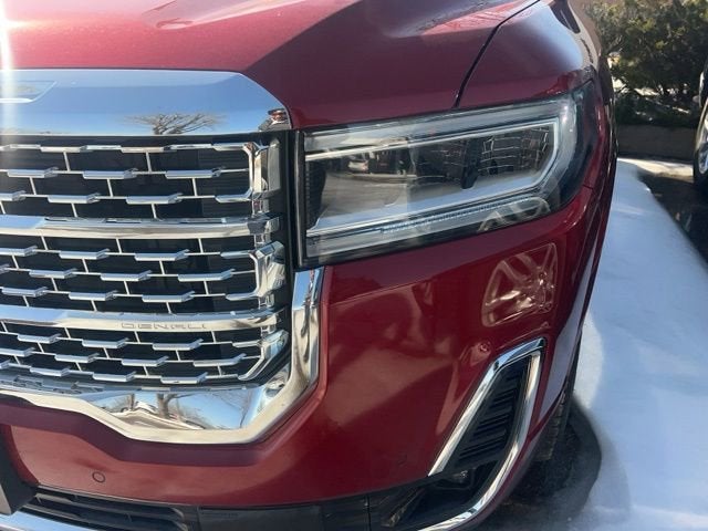 2022 GMC Acadia Denali