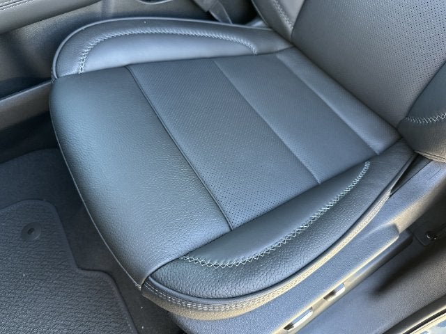 2026 GMC Yukon Denali - Photo 17