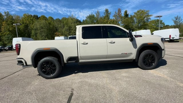 2026 GMC Sierra 2500HD AT4 - Photo 9