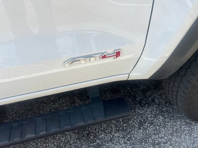 2024 GMC Canyon AT4