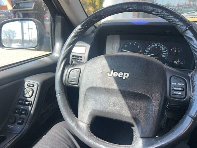 2002 Jeep Grand Cherokee Sport