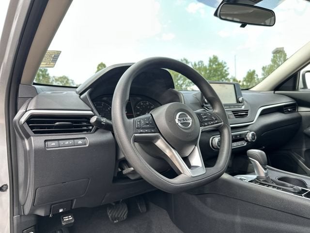 2022 Nissan Altima S FWD