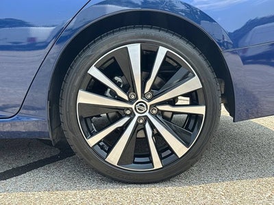2022 Nissan Altima SR FWD