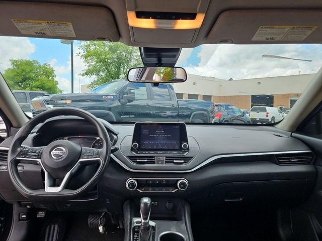 2022 Nissan Altima SV FWD