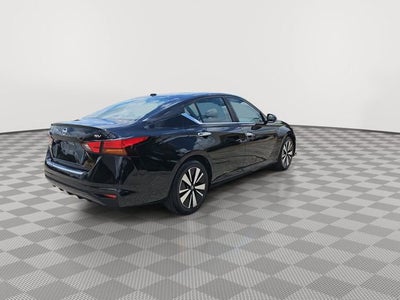 2022 Nissan Altima SV FWD