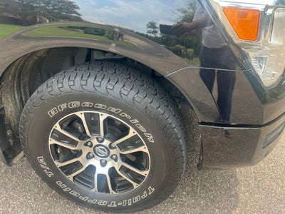 2021 Nissan TITAN Crew Cab SV 4x2