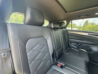 2024 Volkswagen Atlas Cross Sport 2.0T SE w/Technology
