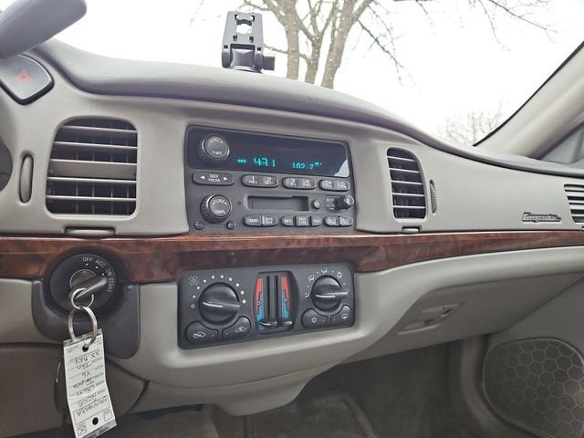 2005 Chevrolet Impala Base