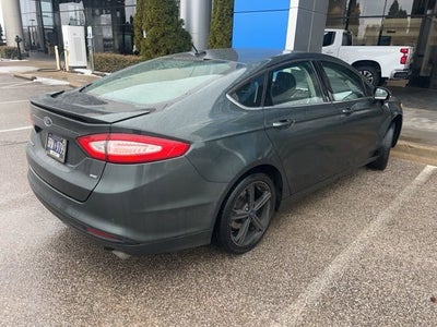 2016 Ford Fusion SE