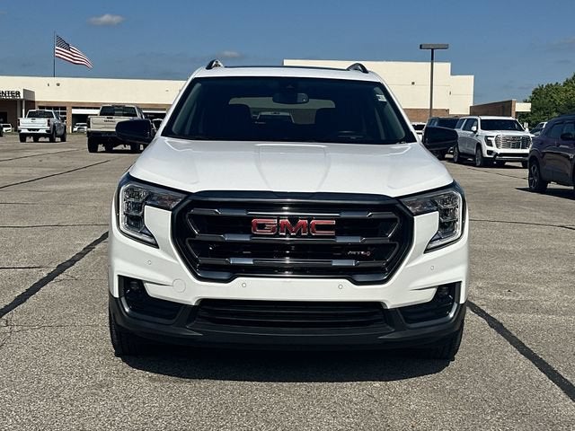 2024 GMC Terrain AT4