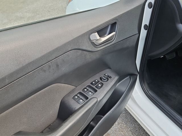 2020 Hyundai Accent SE