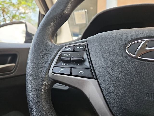 2020 Hyundai Accent SE