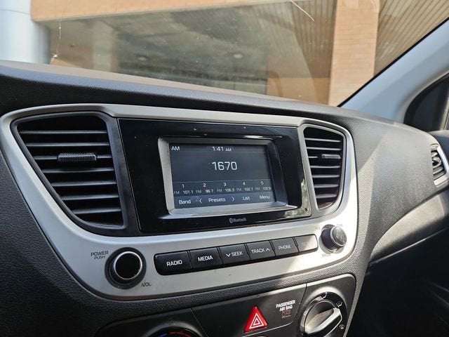 2020 Hyundai Accent SE