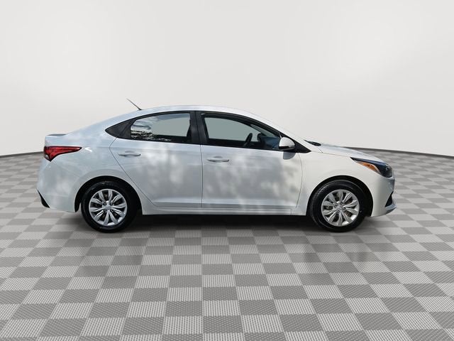 2020 Hyundai Accent SE