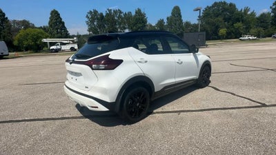 2022 Nissan Kicks SR Xtronic CVT