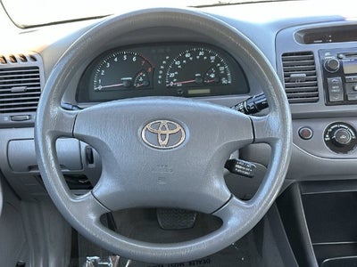 2004 Toyota Camry LE