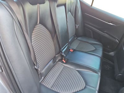 2022 Toyota Camry SE AWD