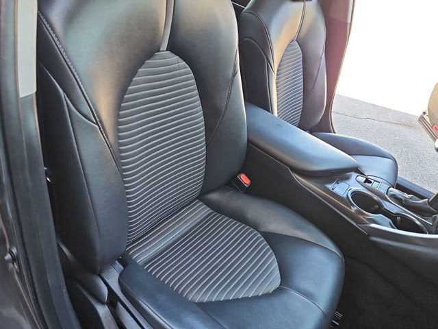 2022 Toyota Camry SE AWD