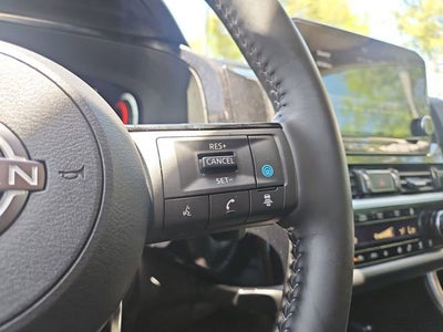2025 Nissan Pathfinder Platinum 4WD