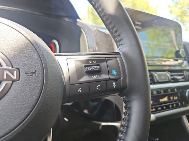 2025 Nissan Pathfinder Platinum 4WD
