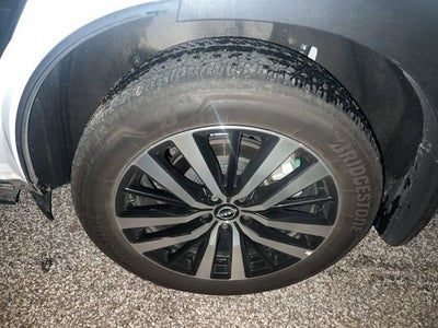 2025 Nissan Pathfinder Platinum 4WD
