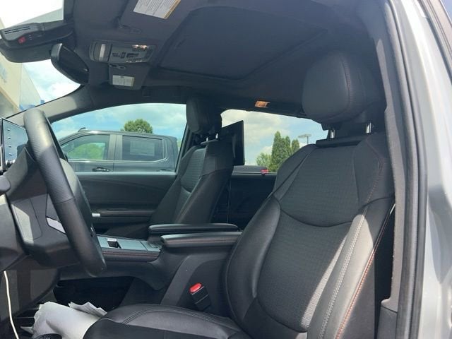 2023 Toyota Sienna XSE