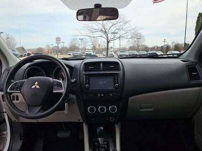 2019 Mitsubishi Outlander Sport ES 2.0