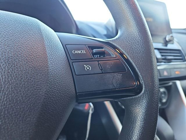 2022 Mitsubishi Eclipse Cross LE