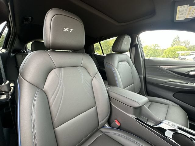 2026 Buick Envista Sport Touring - Photo 24