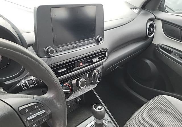 2022 Hyundai Kona SE